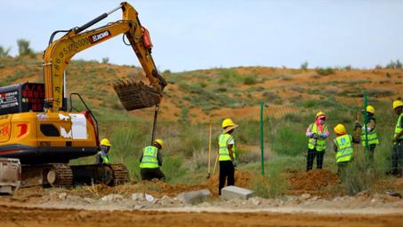 Enecell's Key Projects: Transforming the Desert with Photovoltaics